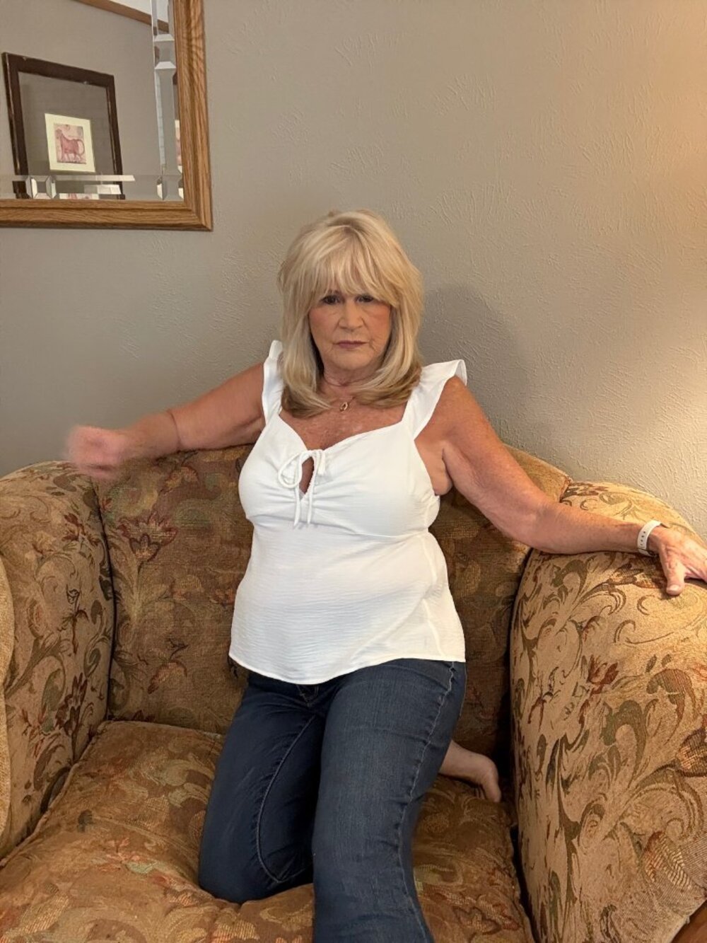 Monteau White Flowy Tank Top